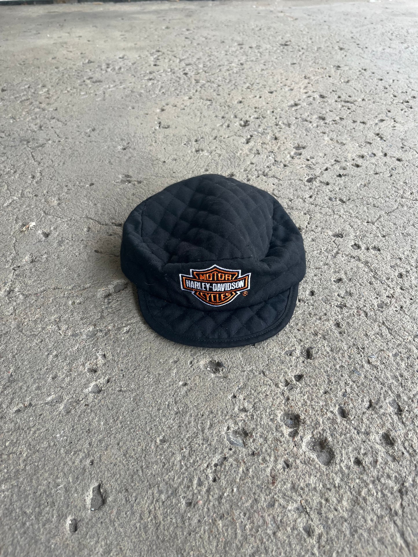 VINTAGE MYSTERY HAT
